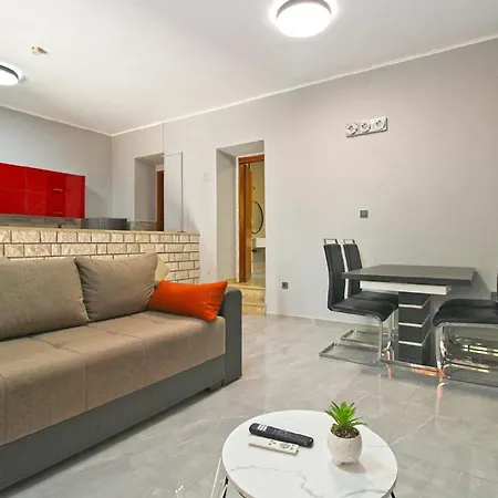 Ferienwohnung Fuer 4 Personen Ca 55 Qm In Pula, Istrien Istrische Riviera - B62498