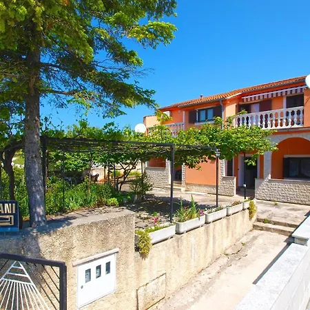 Apartment Ferienwohnung Fuer 4 Personen Ca 55 Qm In Pula, Istrien Istrische Riviera - B62498 Pula